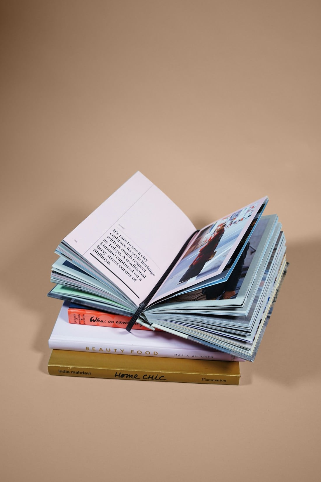 Notes from a room ZINE